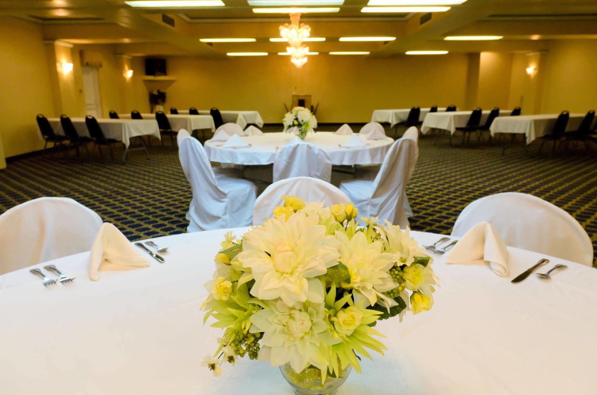 Hotel M Morgantown - Wvu Area Bagian luar foto